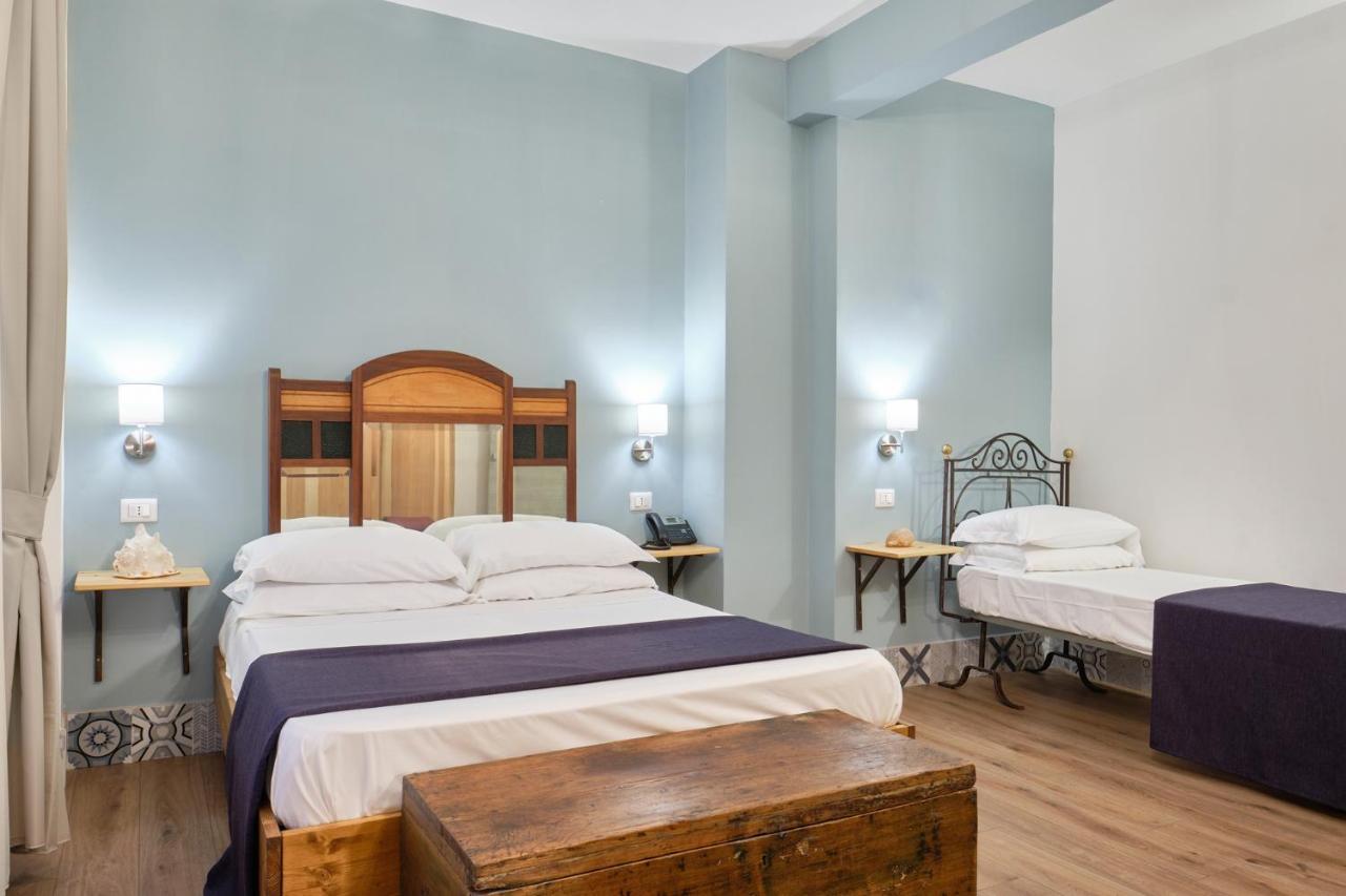 La Via Del Porto Charme Rooms 아그로폴리 외부 사진