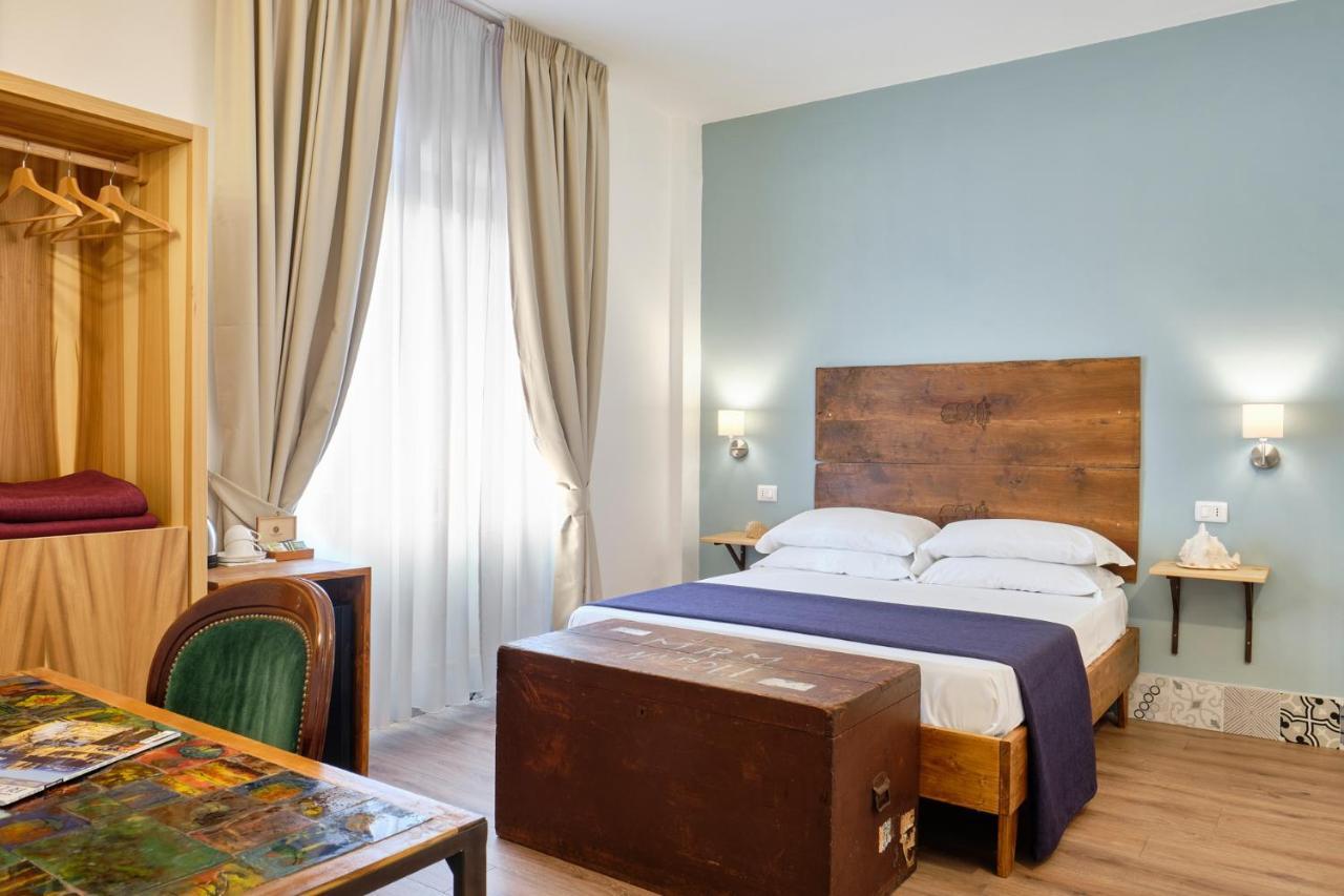 La Via Del Porto Charme Rooms 아그로폴리 외부 사진