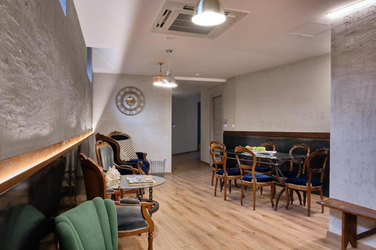 La Via Del Porto Charme Rooms 아그로폴리 외부 사진